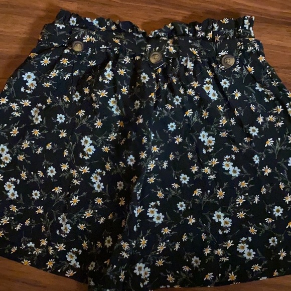 Nwt Floral American eagle high waisted shorts - Picture 6 of 6